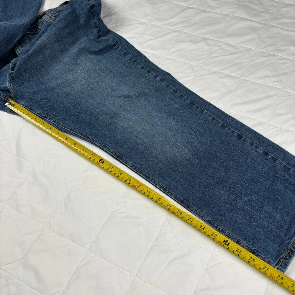 Levi's 541 Athletic Taper Jeans Men's W48 L30 Medium‎ Wash Stretch Denim